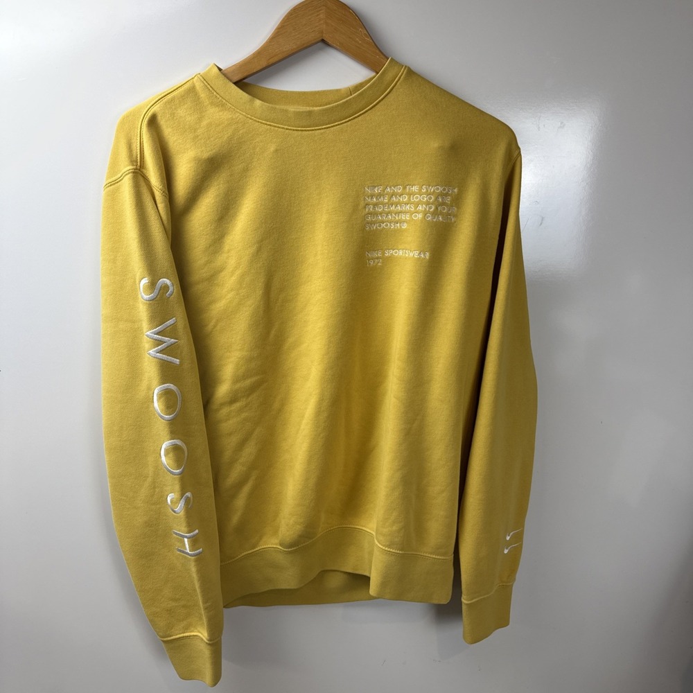 Nike SBB Swoosh Crewneck Sweatshirt Yellow Mens Small DJ0465 Jumper Embroider